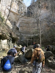 U of I students in Hemmed-In-Hollow
